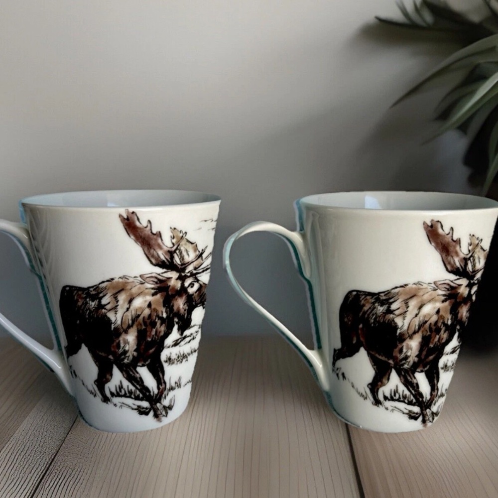 Mossy Oak Great Outdoors Coffee Mugs Moose Figures SET OF 2